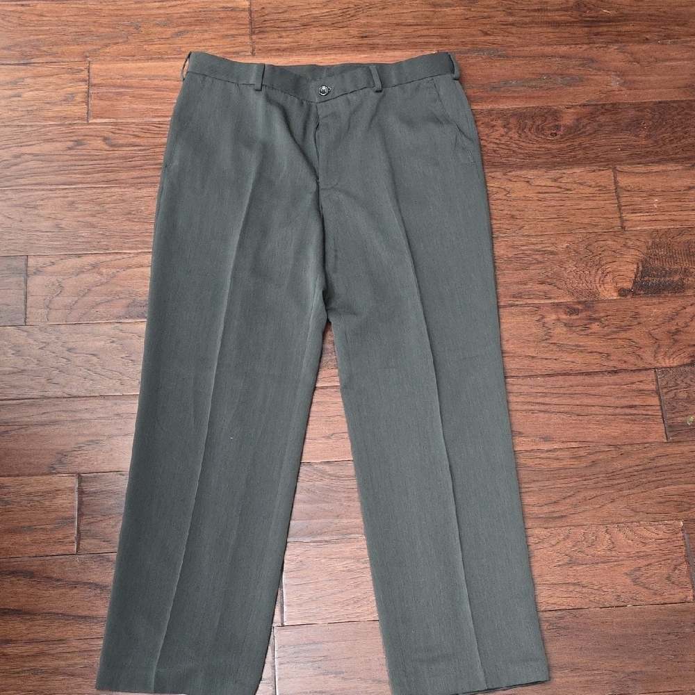 Izod Gray Dress Pants Flat Front Straight Leg